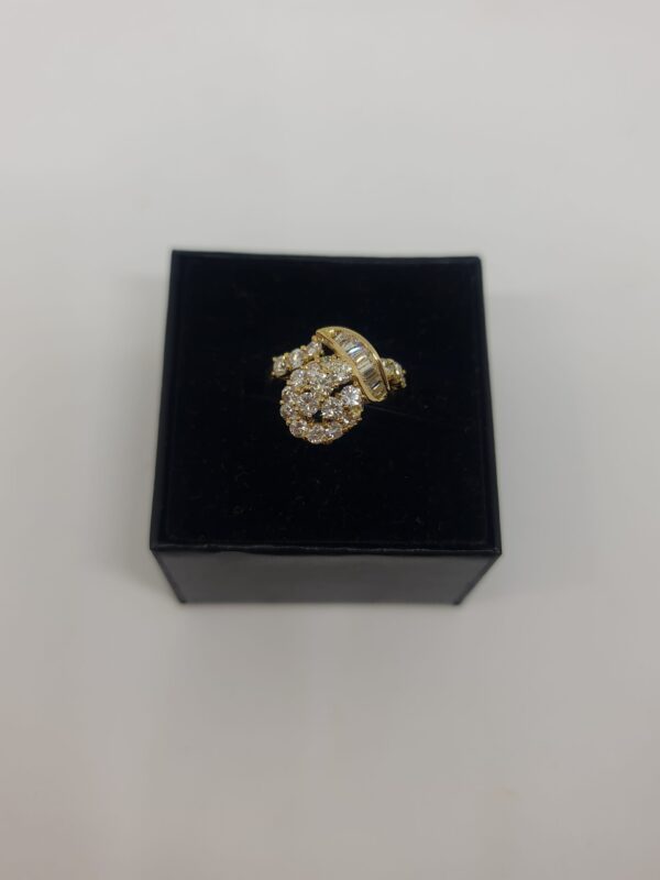 PRSTEN 18K 5,85G CCA 2CT