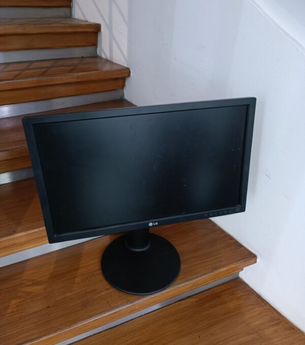 MONITOR LG 24″ FHD