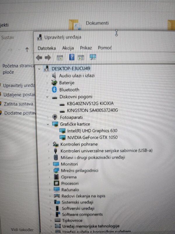 HP PAVILION - Slika 2