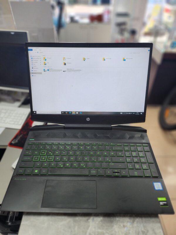HP PAVILION