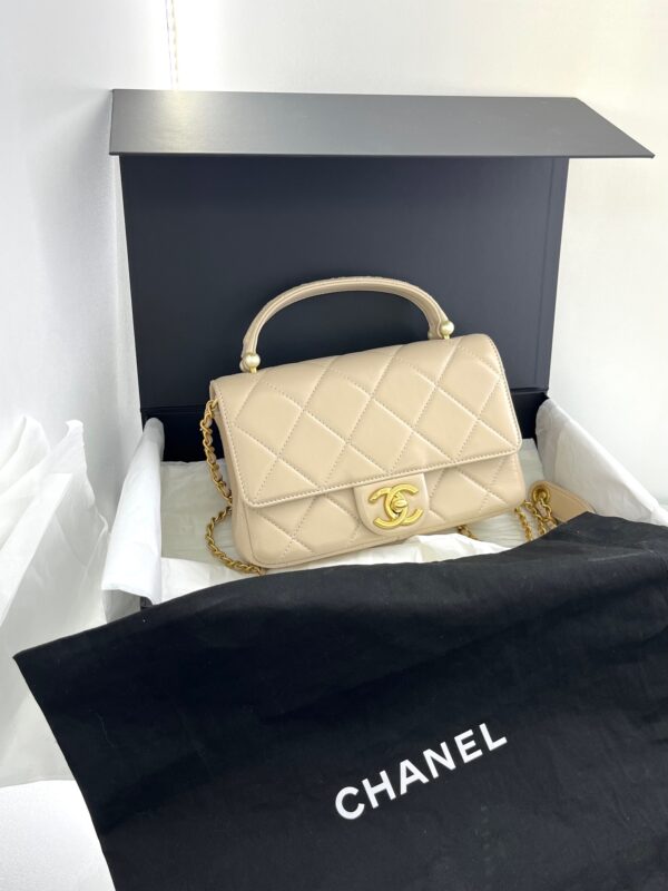 CHANEL MINI FLAP TOP HANDLE BAG - Slika 2