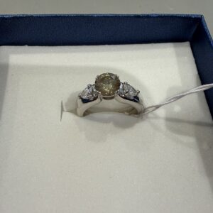 ZLATNI PRSTEN 6,2G CCA 1,05CT + 2X0,2CT