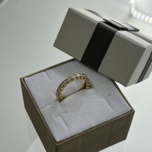 ZLATNI PRSTEN SA BRILJANTIMA