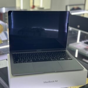 MACBOOK AIR 13.3 M1