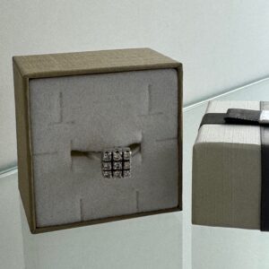 ZLATNI PRSTEN SA BRILJANTIMA