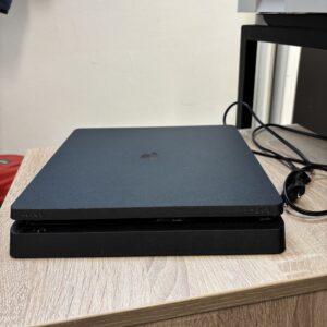 PS4 SLIM KONZOLA 1TB