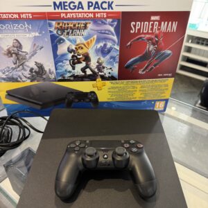 PLAYSTATION 4 SLIM