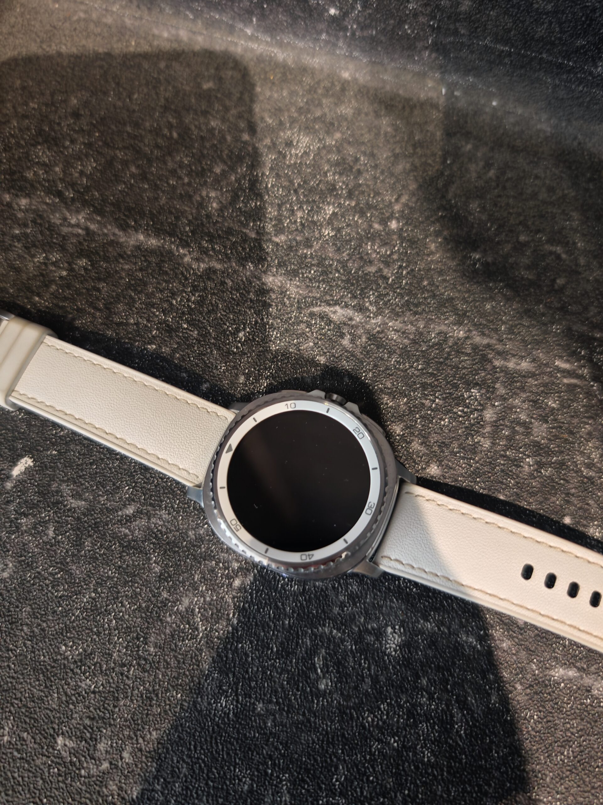 SAMSUNG GALAXY WATCH 8 CLASSIC 46mm / LTE - Slika 3