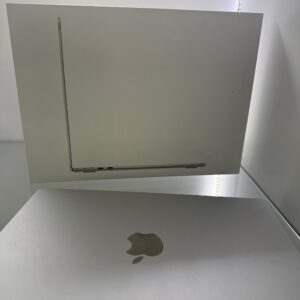 MACBOOK AIR 13 INCH M4