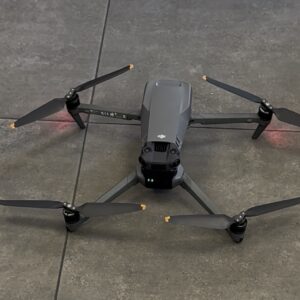 DJI MAVIC 3 PRO DRON