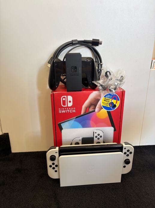 NINTENDO SWITCH OLED
