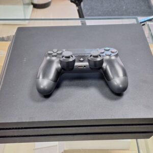 PS4 PRO + JOYSTICK
