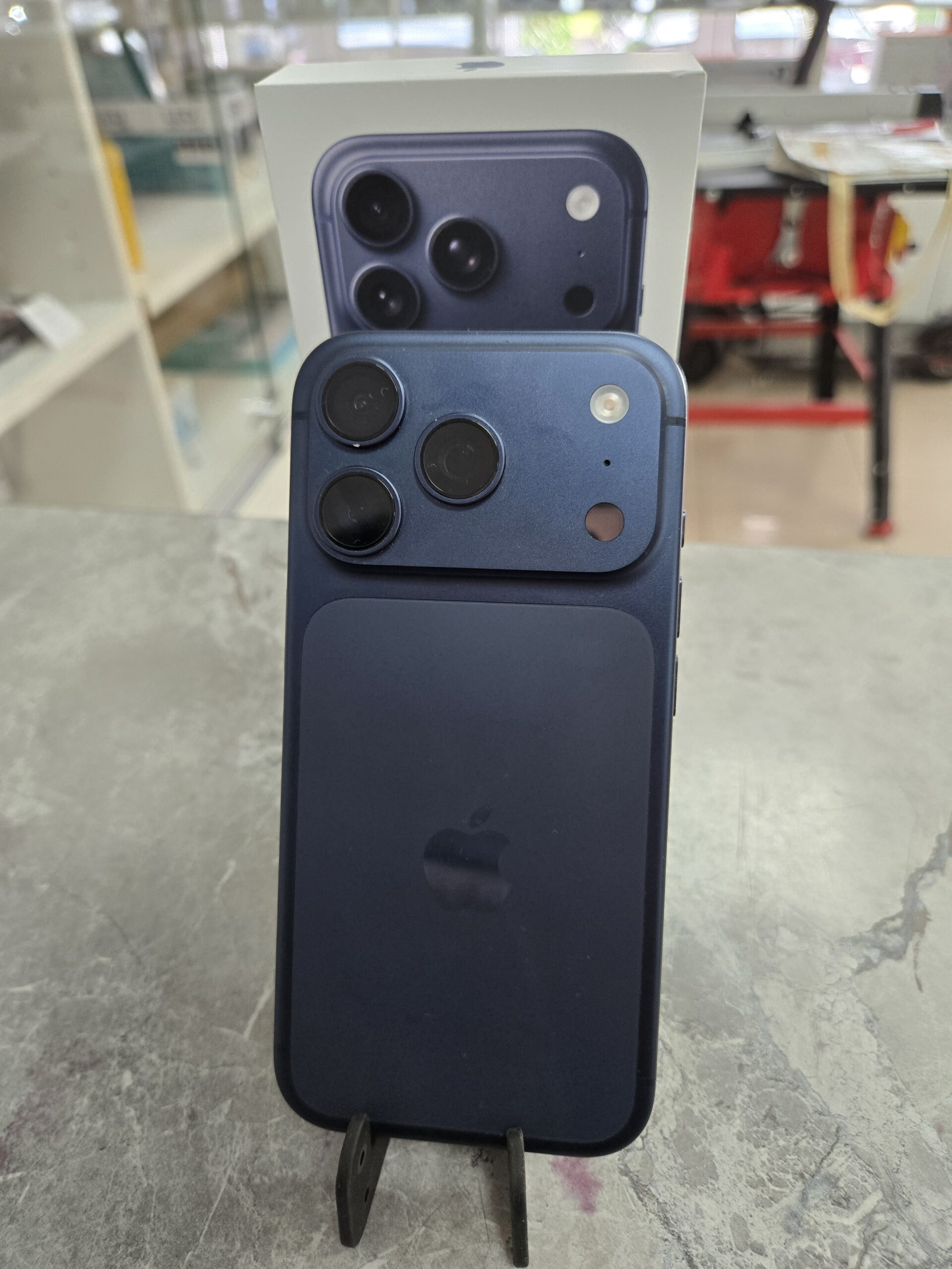 Iphone 17 pro 512GB - Slika 2