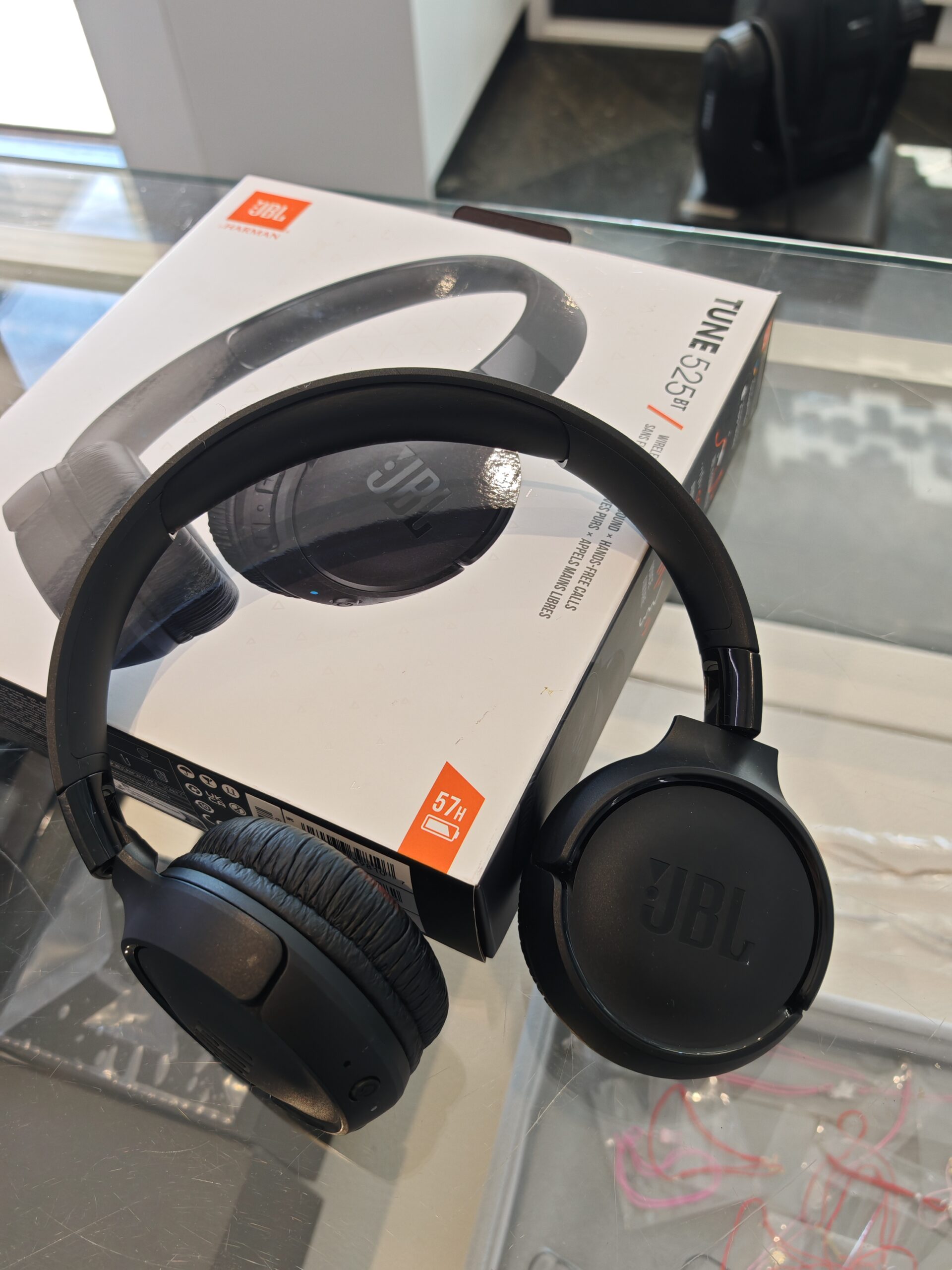 BLUETOOTH SLUŠALICE JBL TUNE 525 BT