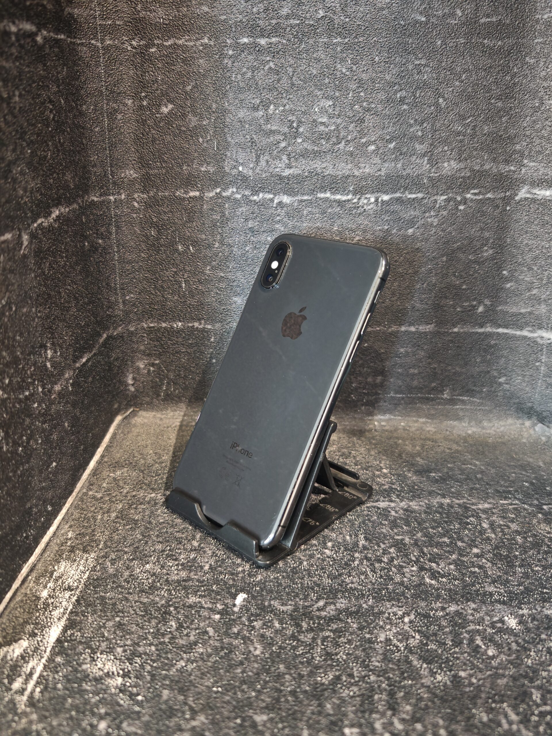 IPHONE XS 64 GB - Slika 2