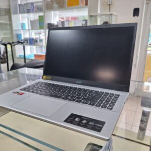 ACER ASPIRE 3 15, R7 5700U, 16GB, 512 GB SSD