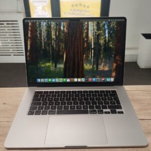 MacBook Air (15-inch, M3, 2024)