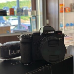 PANASONIC LUMIX S5D + OBJEKTIV LUMIX 18-40MM