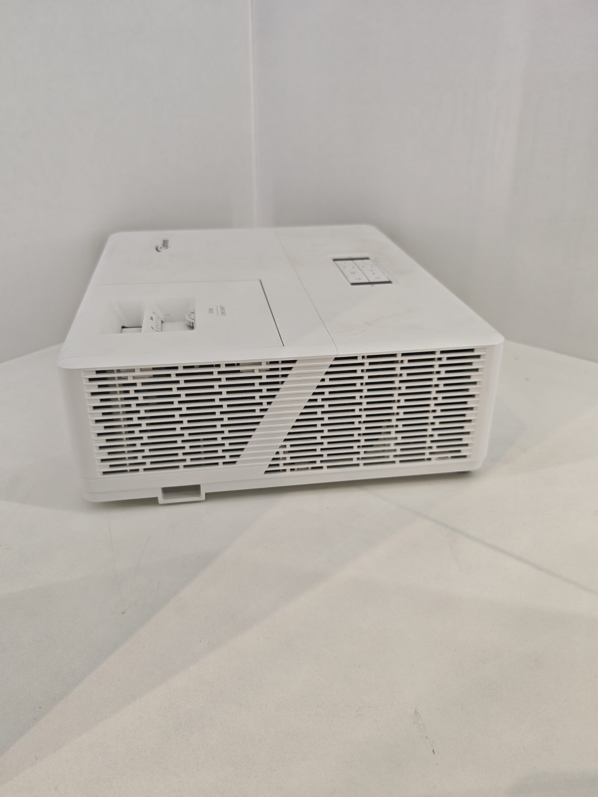 PROJEKTOR OPTOMA ZH606E - Slika 2