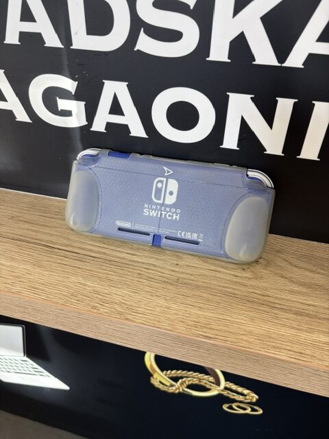 NINTENDO SWITCH LITE - Slika 2