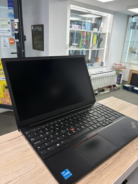LENOVO THINKPAD E15