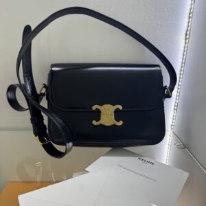 CELINE CLASSIQUE TRIOMPHE BAG IN shiny calfskin