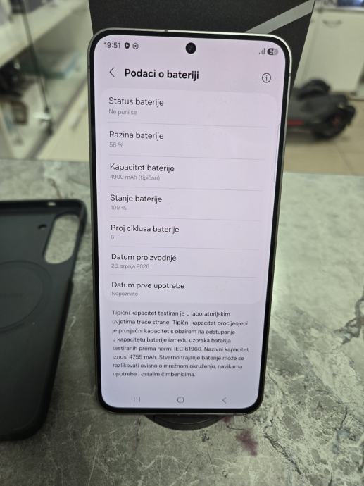 SAMSUNG GALAXY S26 FE 8/128GB - Slika 3