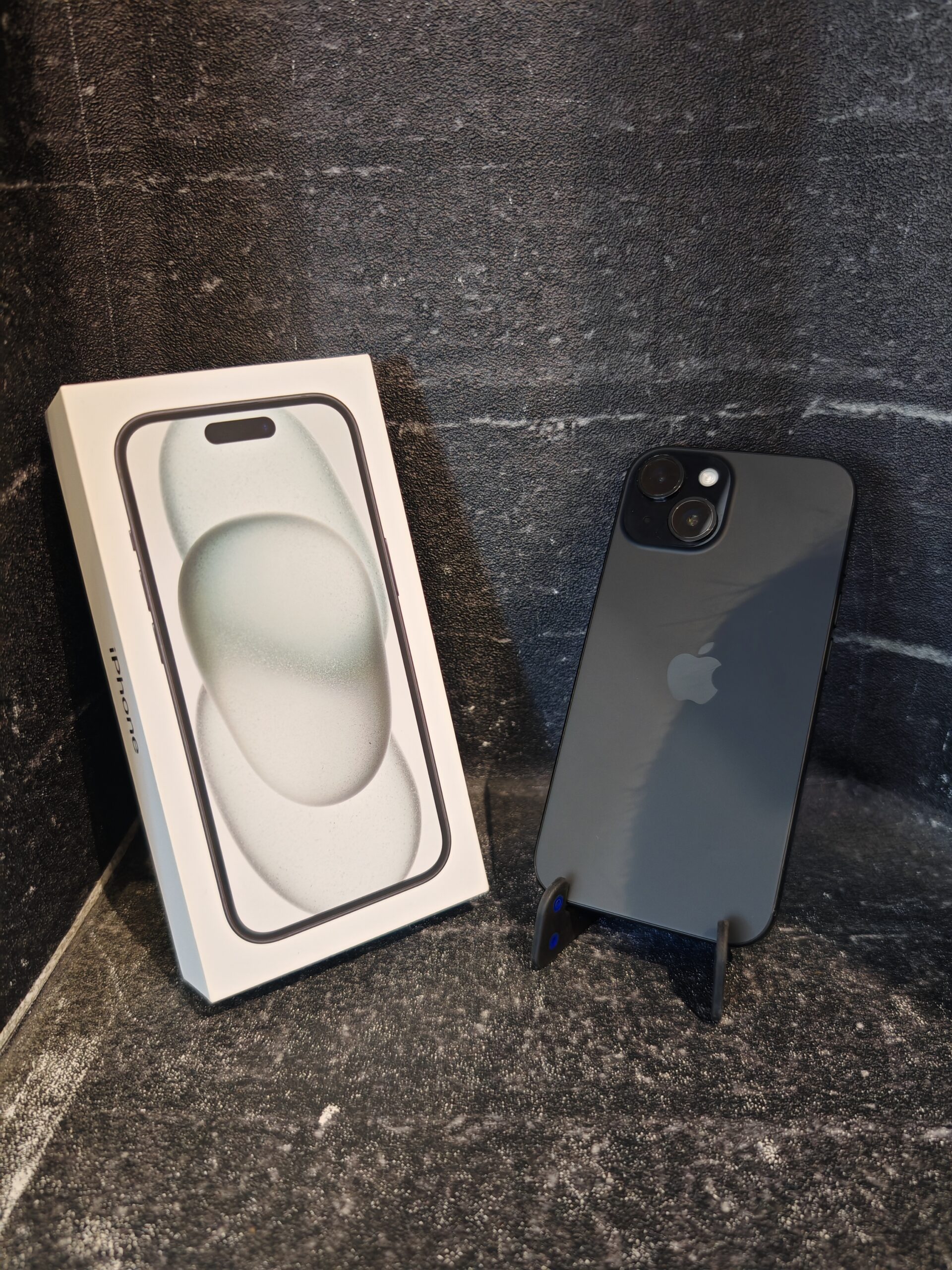 IPHONE 15 128 GB - Slika 2
