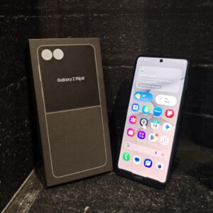 SAMSUNG GALAXY Z FLIP 8 12/512 GB