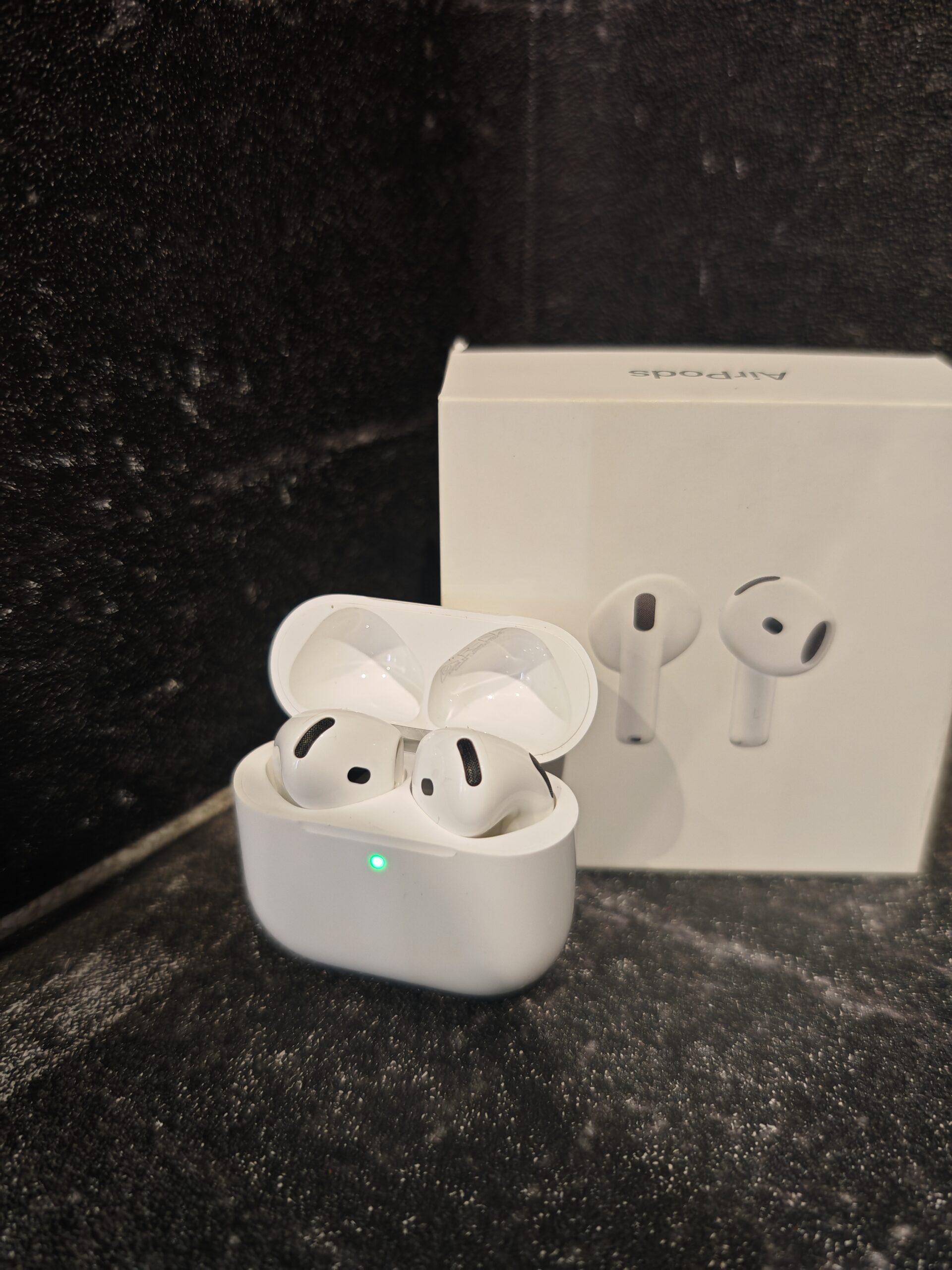 AIRPODS 4 - Slika 2