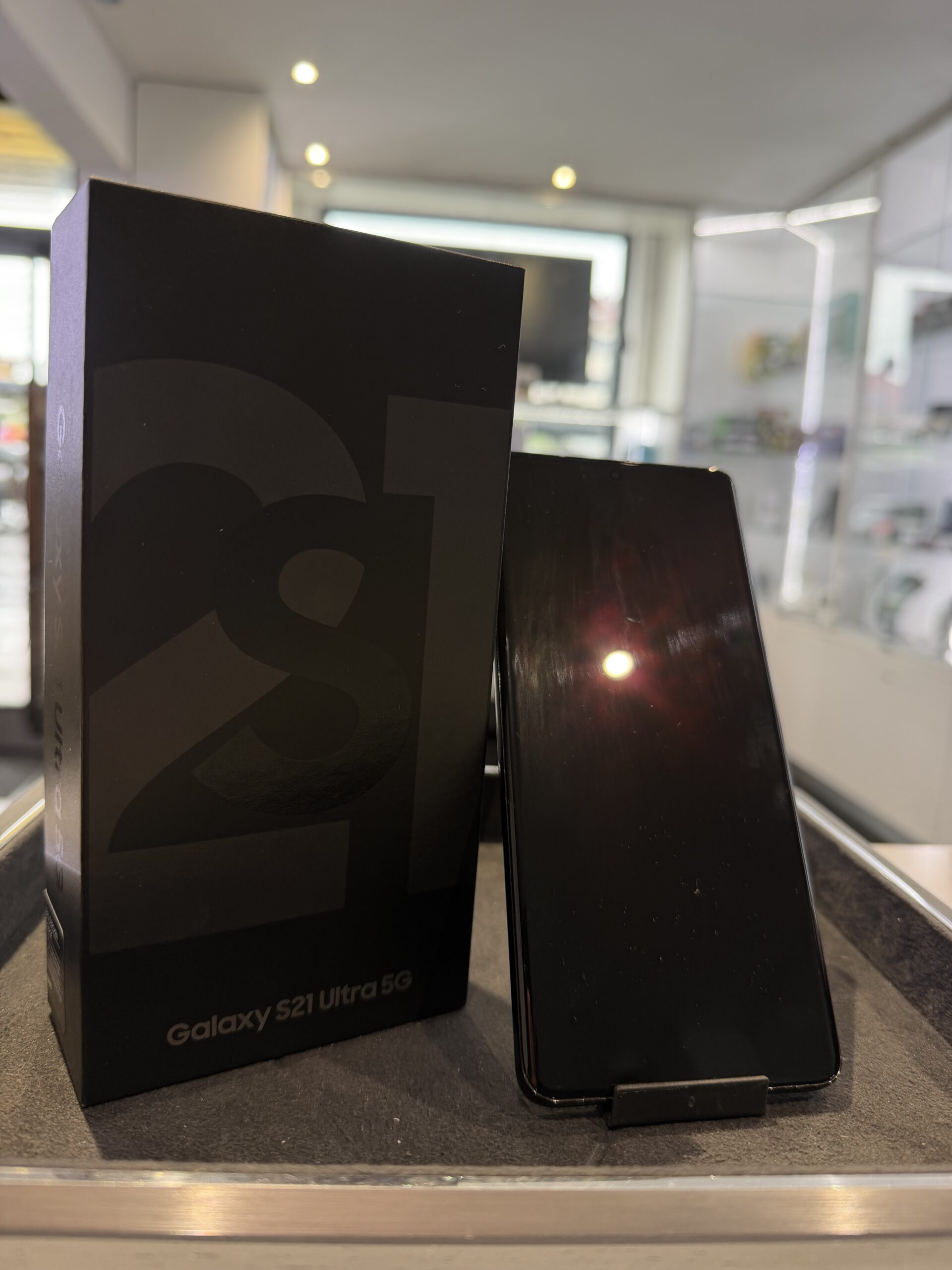 SAMSUNG GALAXY S21 ULTRA 5G - Slika 2
